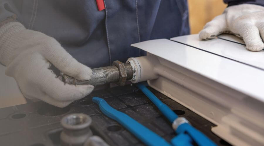 Expert burst pipe repair services in Knoxville, TN